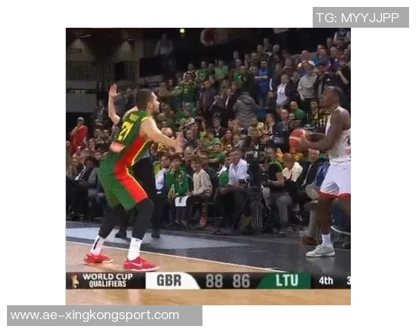 FIBA官推盘点历史经典逆转时刻米勒麦迪与立陶宛后卫的精彩表现