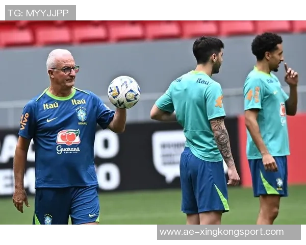 长友佑都社交媒体庆祝战胜巴西队这一历史性时刻将铭刻在足球史册中 长友佑都社交媒体庆祝战胜巴西队这一历史性时刻将铭刻在足球史册中