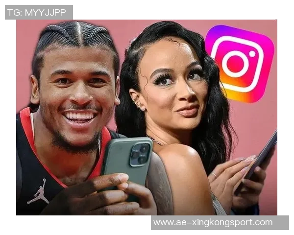 杰伦格林的女友在香港澳门游玩凌晨起床享受美食乐趣